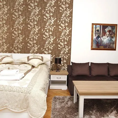 Astra 2 Apartman